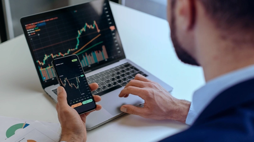 Fon Vaultaris KI-Handelsdashboard